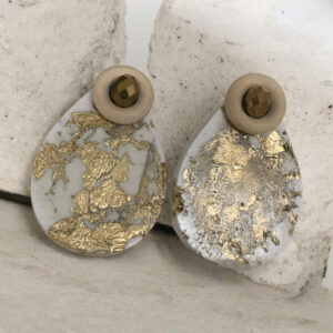 Modelo Lágrima de Marfil